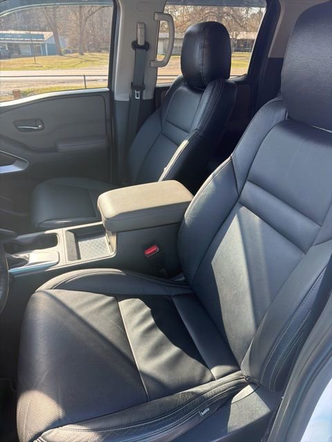 Used 2023 Nissan Frontier SV w/ SV Convenience Package image 7