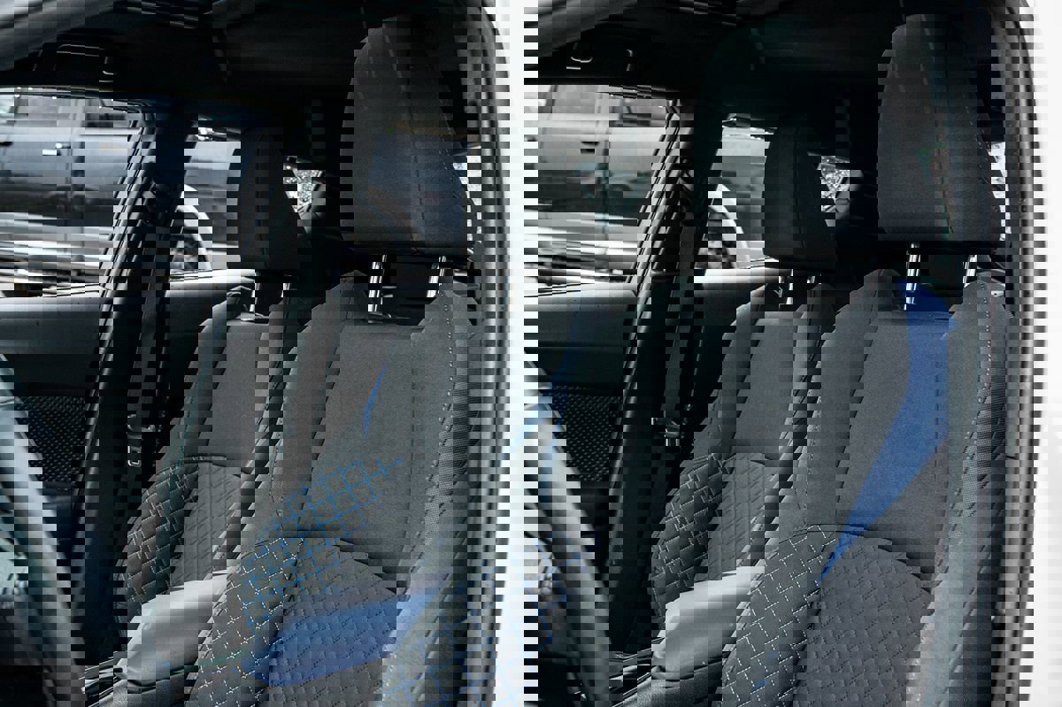 Used 2021 Toyota C-HR XLE image 23