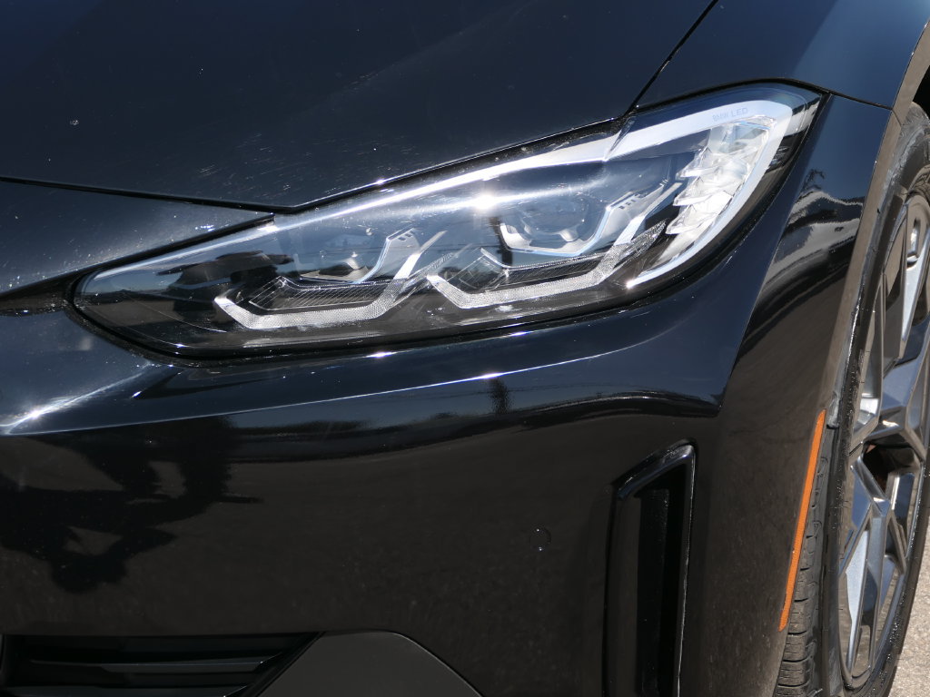 Used 2023 BMW i4 eDrive35 w/ Premium Package RWD image 7