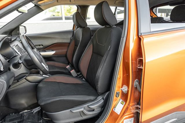Used 2019 Nissan Kicks SR w/ Interior Electronics Package image 12