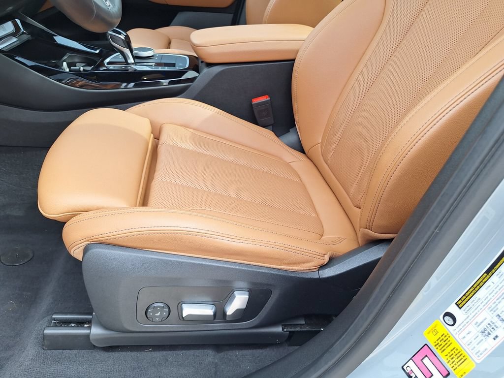 Used 2022 BMW X3 sDrive30i w/ M Sport Package 2 RWD image 31