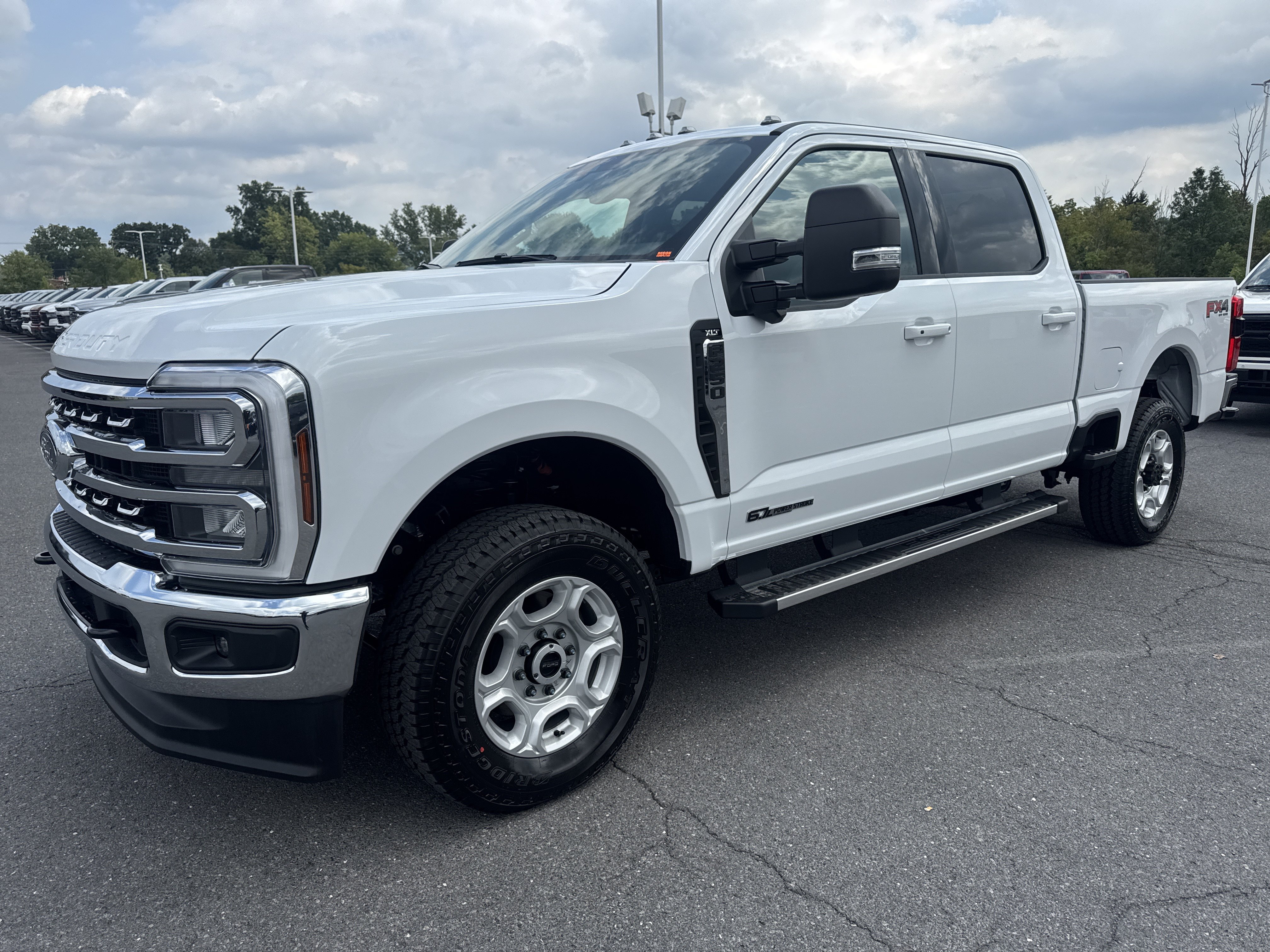New 2026 Ford F250 XLT w/ XLT Premium Package AWD/4WD image 8