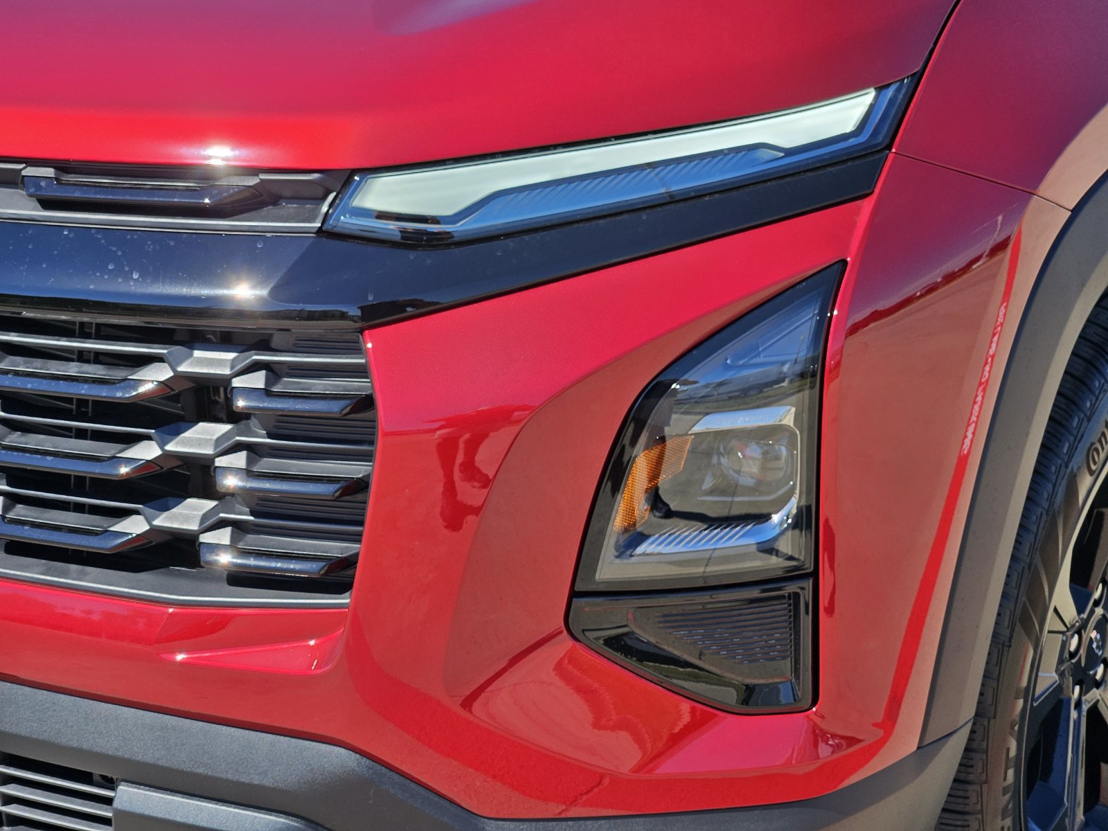 New 2027 Chevrolet Equinox LT w/ Convenience Package II FWD image 10