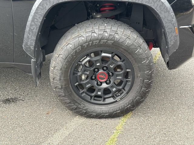 Used 2022 Toyota Tundra TRD Pro AWD/4WD image 7