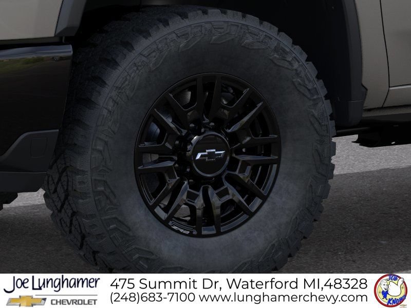 New 2026 Chevrolet Silverado 2500 ZR2 w/ LPO, Dark Essentials Package AWD/4WD image 9