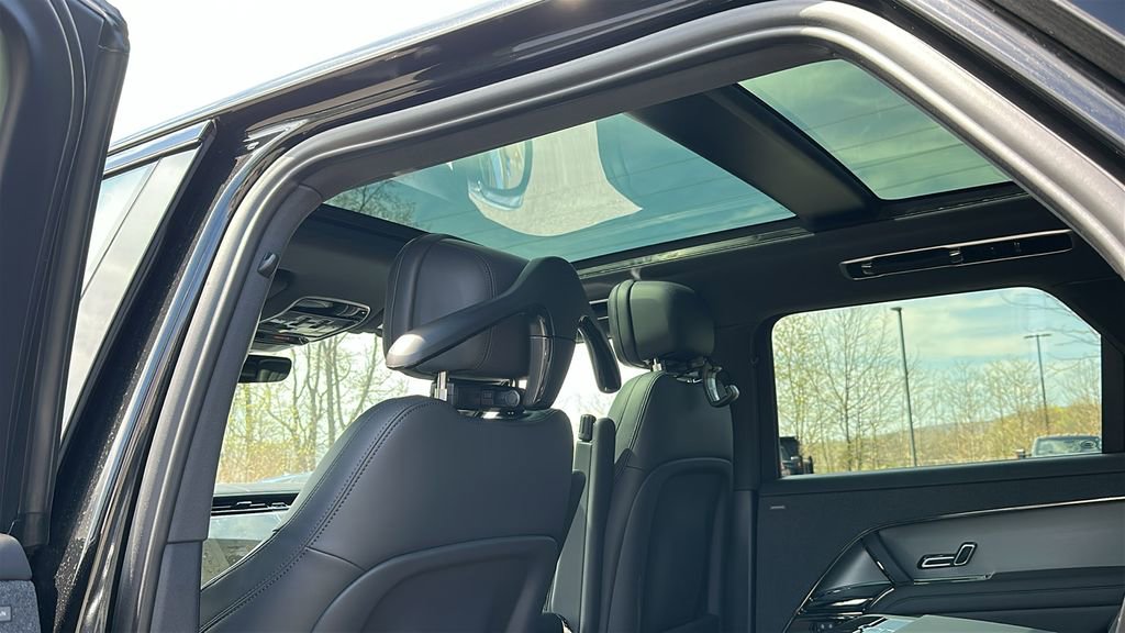 New 2026 Land Rover Range Rover Sport SE image 22