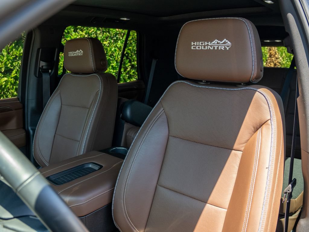 Used 2023 Chevrolet Tahoe High Country AWD/4WD image 18