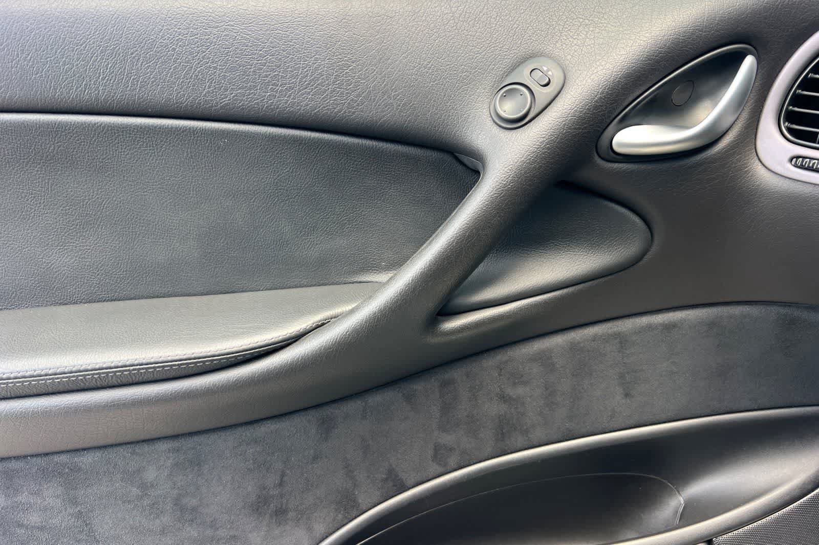 Used 2005 Pontiac GTO RWD image 15