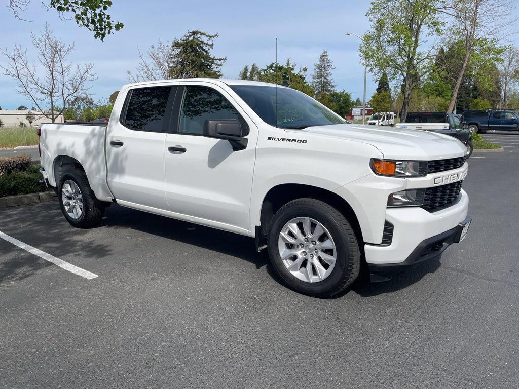 Used 2022 Chevrolet Silverado 1500 Custom w/ LPO, Dark Essentials Package image 9