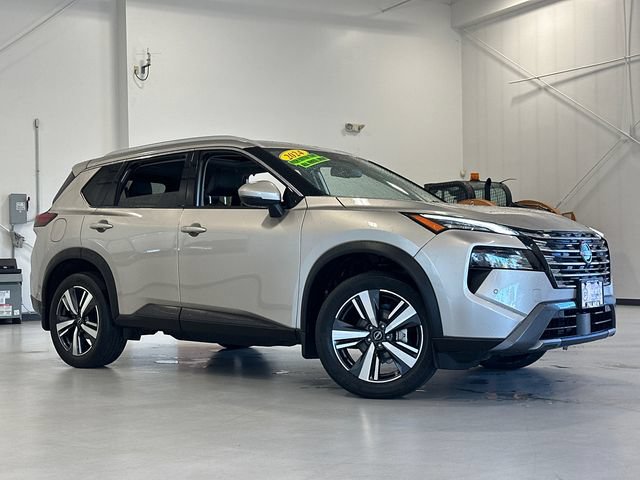 Used 2024 Nissan Rogue SL w/ SL Premium Package