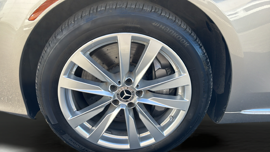 Used 2023 Mercedes-Benz S 500 4MATIC image 6