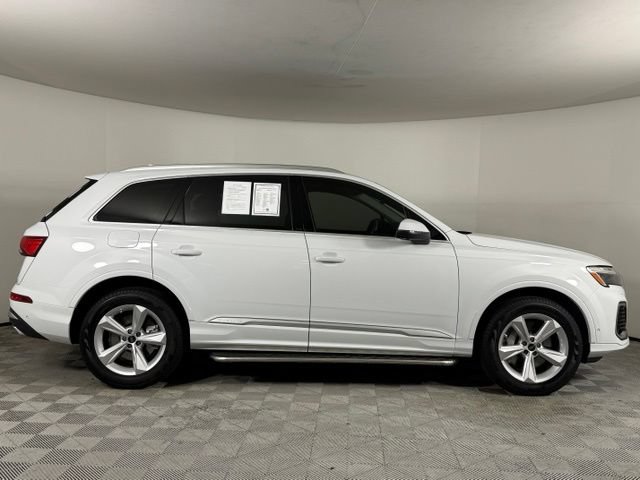 Used 2025 Audi Q7 2.0T Premium AWD/4WD image 9