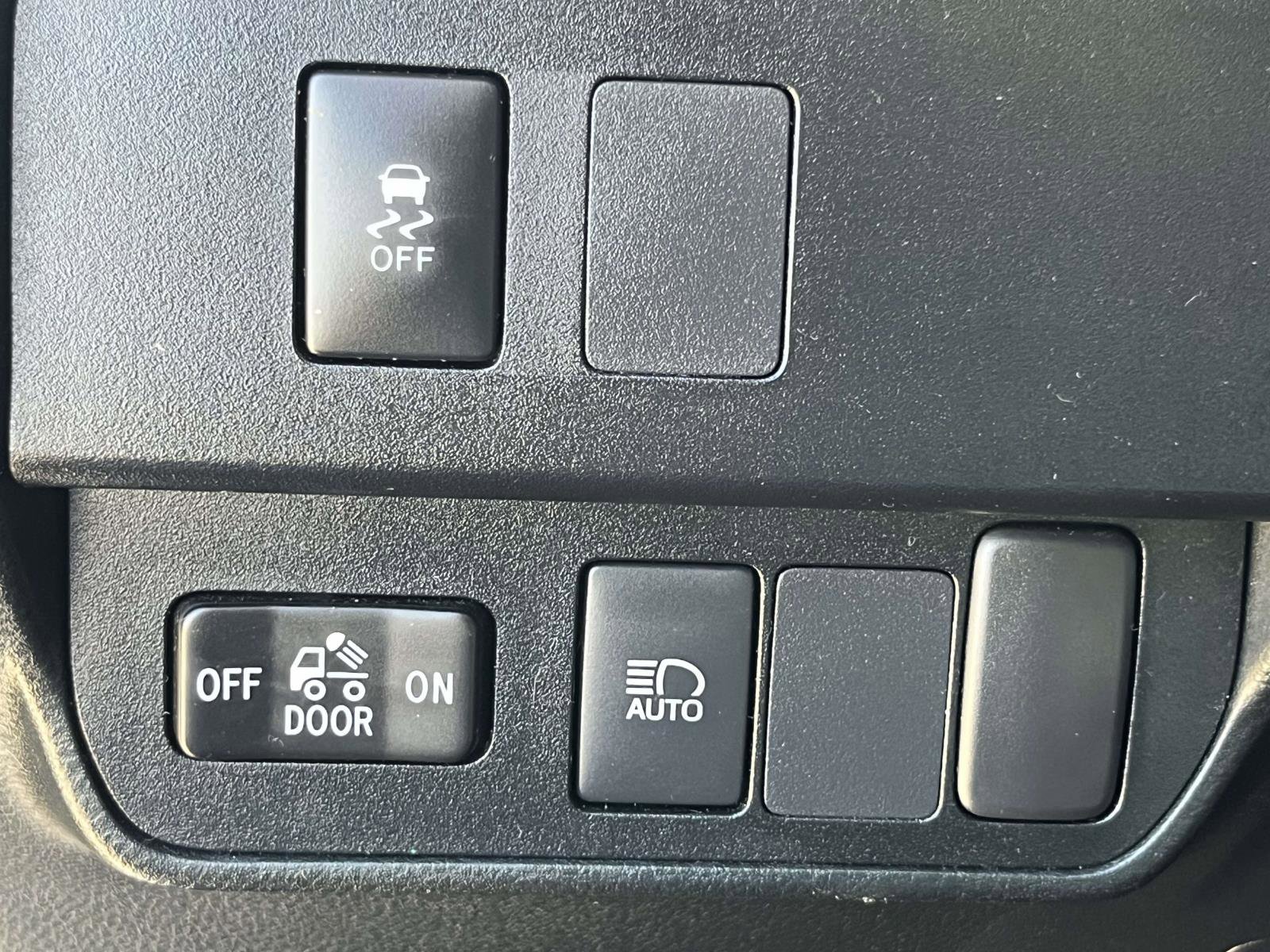 Used 2021 Toyota Tacoma SR5 image 12