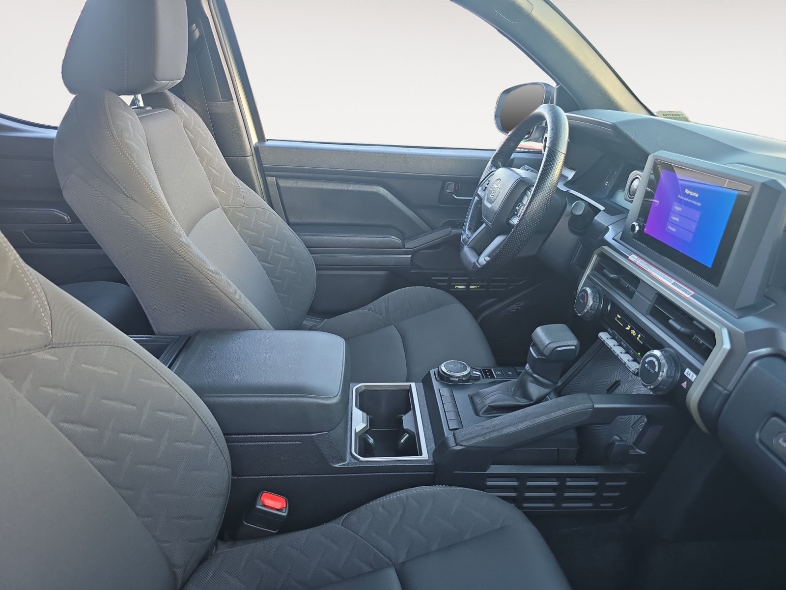 Certified 2025 Toyota Tacoma SR5 AWD/4WD image 15