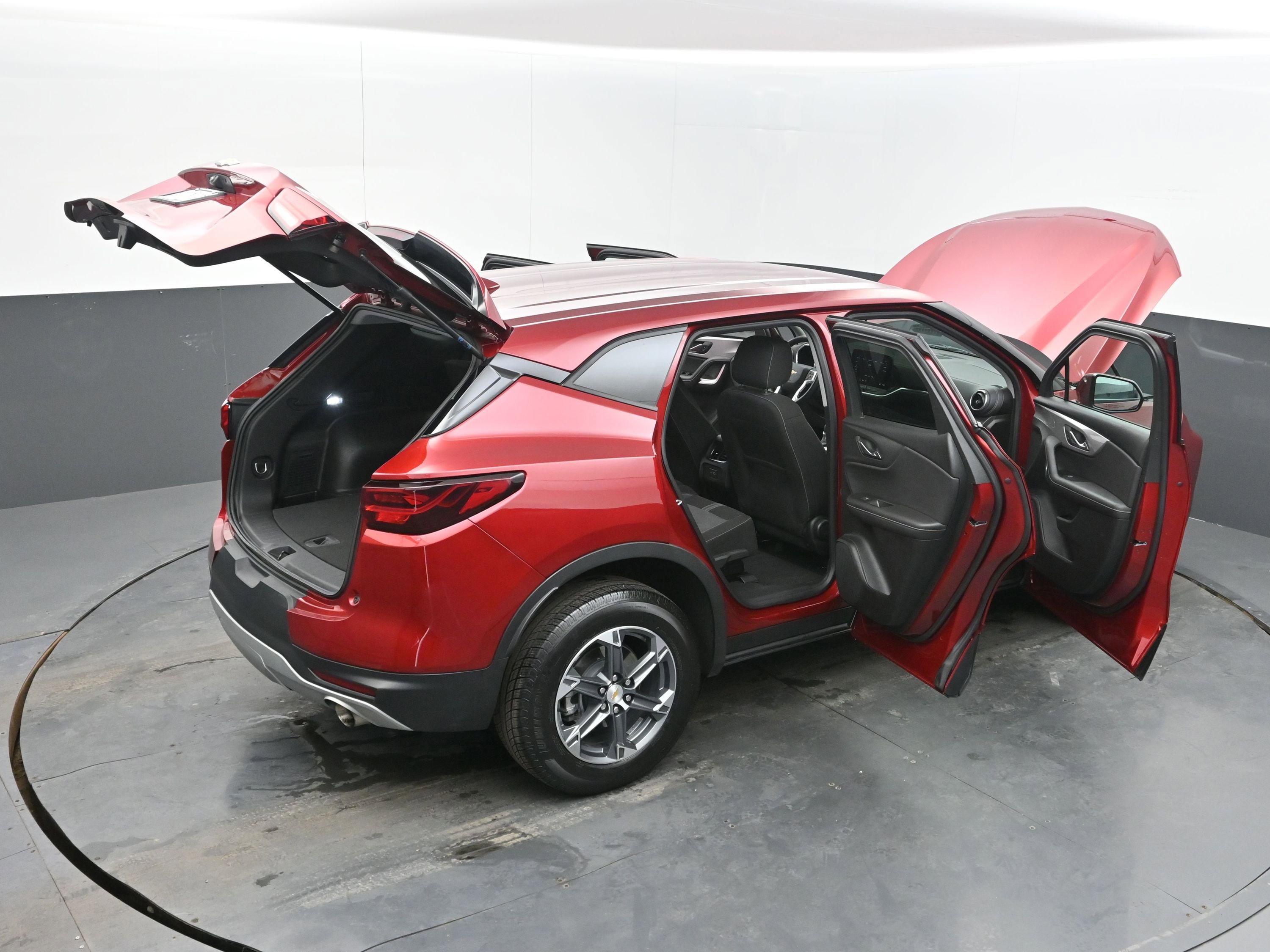 Used 2025 Chevrolet Blazer LT image 46