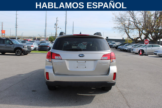 Used 2014 Subaru Outback 2.5i Limited AWD/4WD image 4