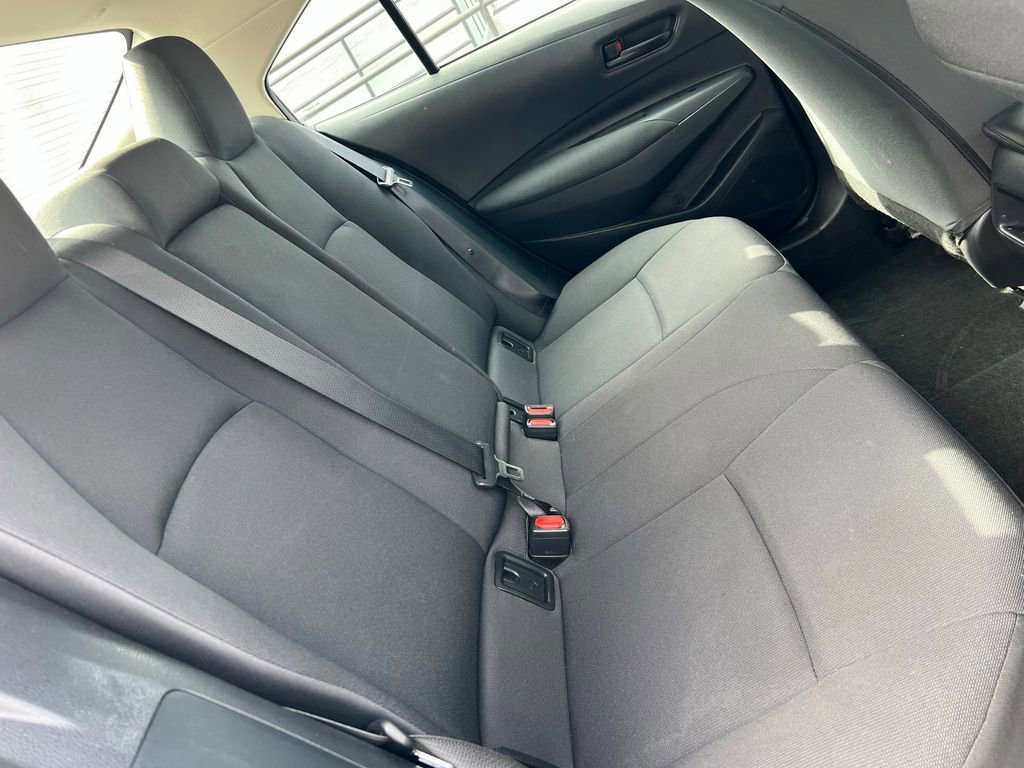 Used 2022 Toyota Corolla LE FWD image 43