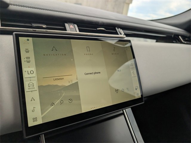 New 2026 Land Rover Range Rover Velar Dynamic SE image 9