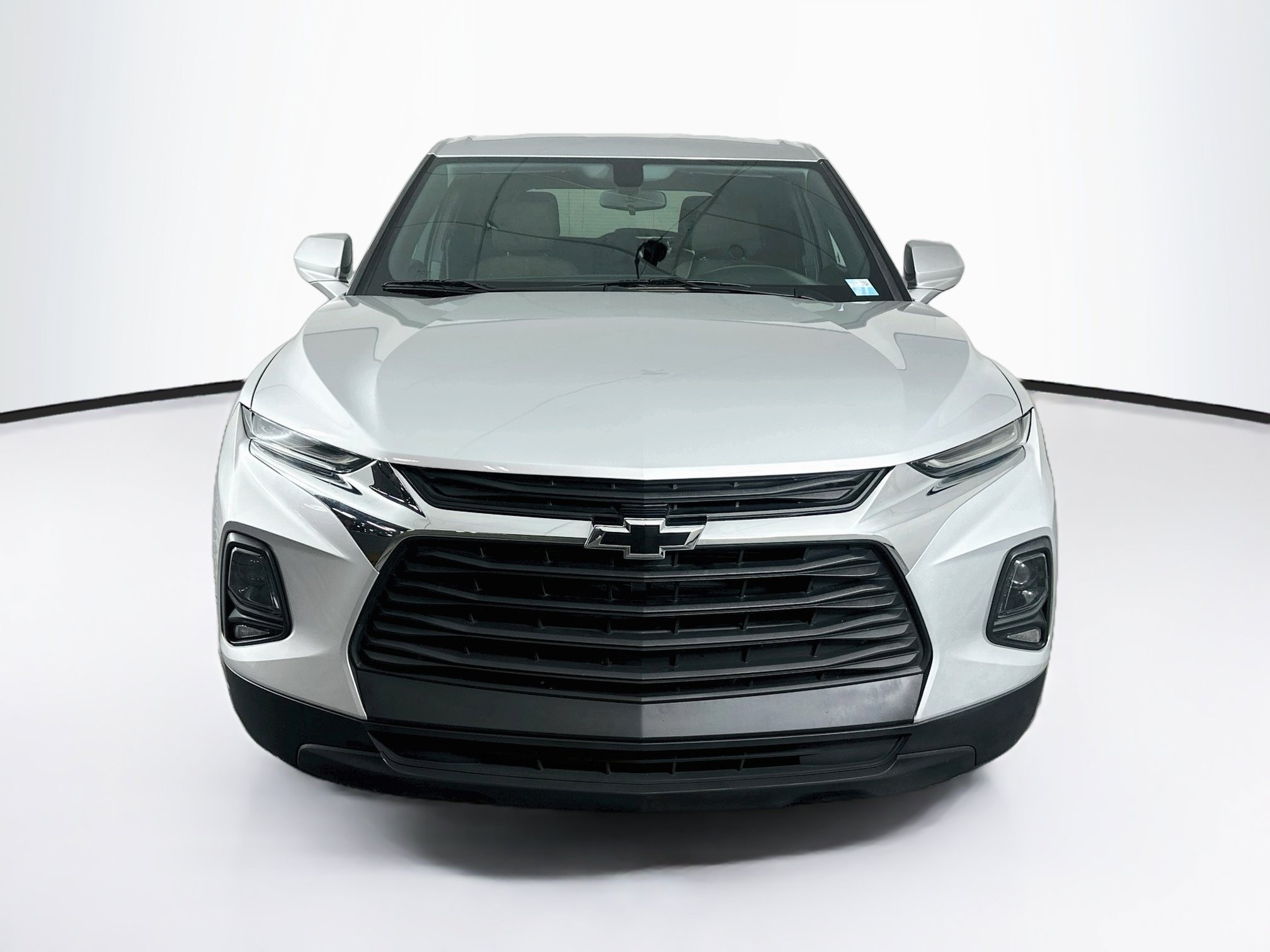 Used 2019 Chevrolet Blazer LT FWD image 2
