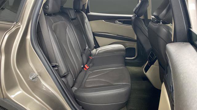 Used 2020 Lincoln Nautilus Reserve w/ Equipment Group 201A image 24