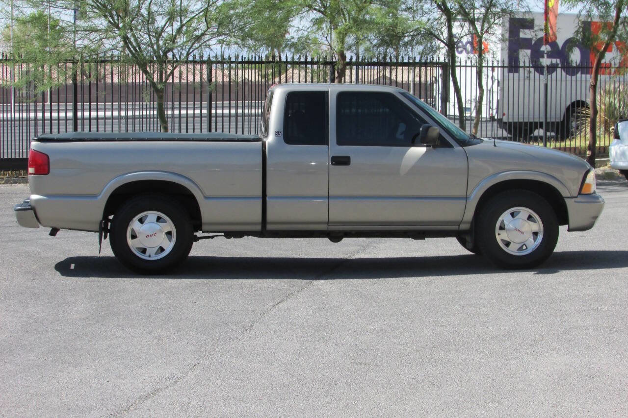 Used 2003 GMC Sonoma SLS image 8