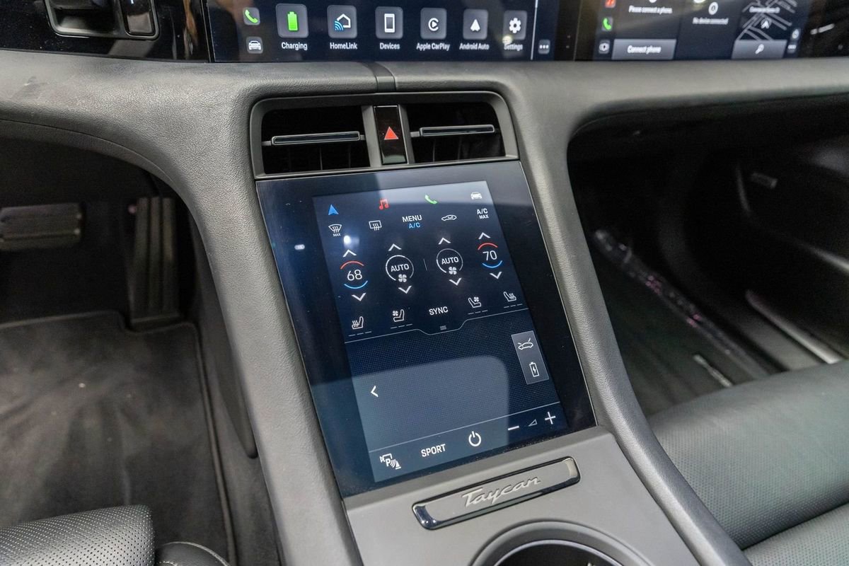 Used 2020 Porsche Taycan 4S image 29