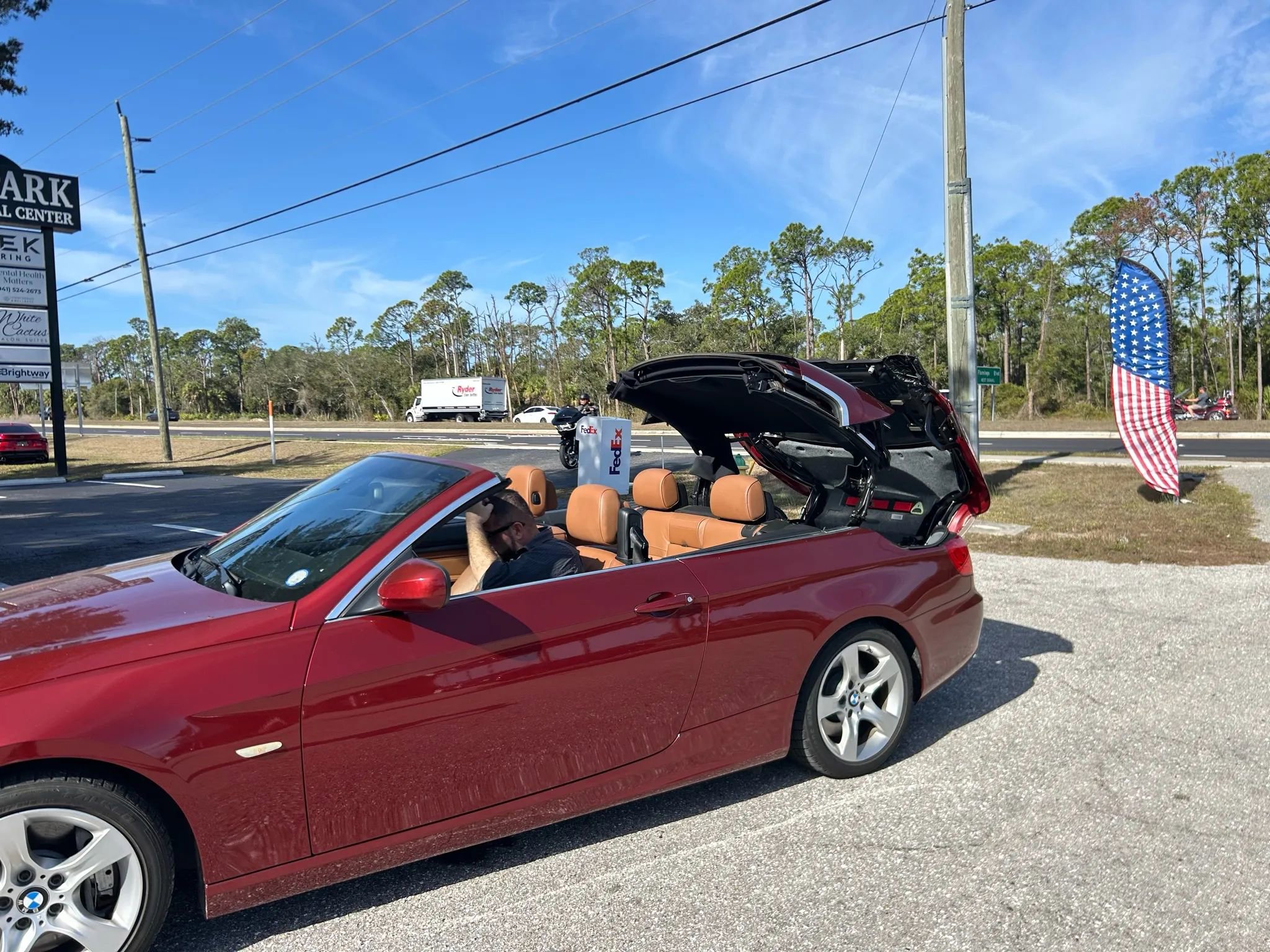 Used 2011 BMW 335i Convertible image 16