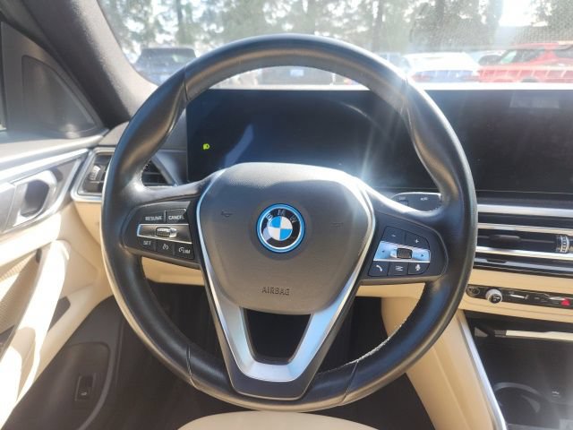 Used 2023 BMW i4 eDrive35 RWD image 8