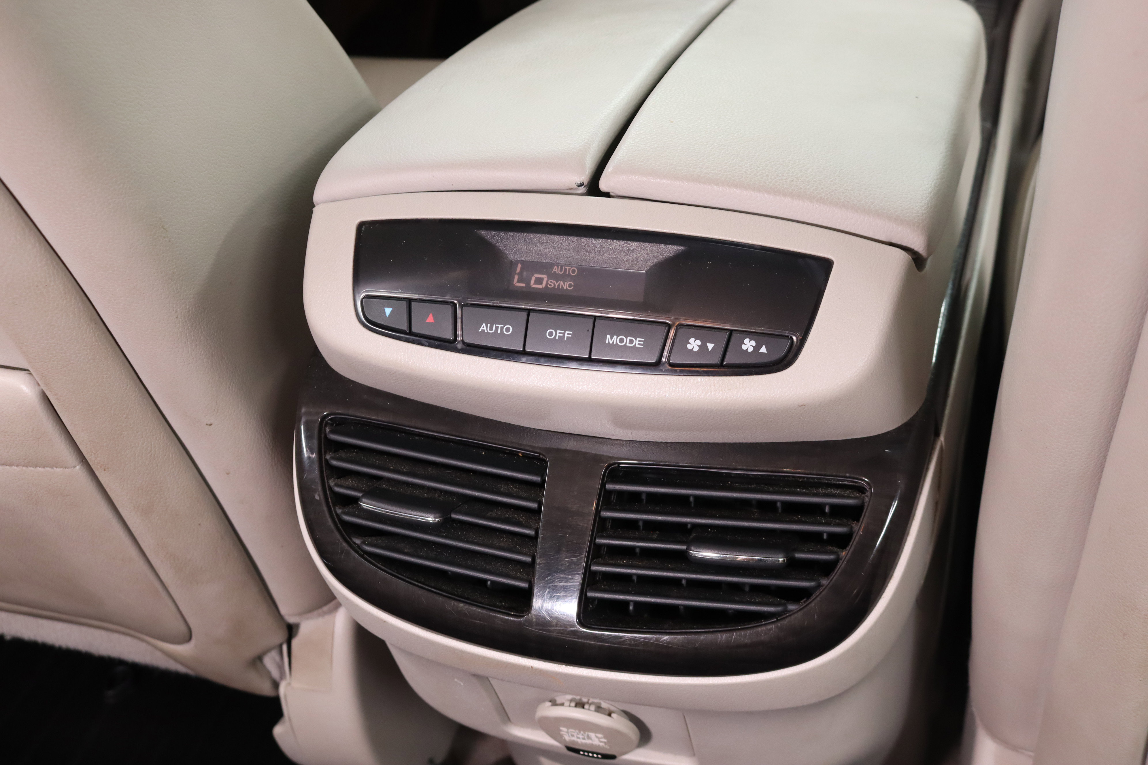 Used 2008 Acura MDX w/ Technology Package image 63