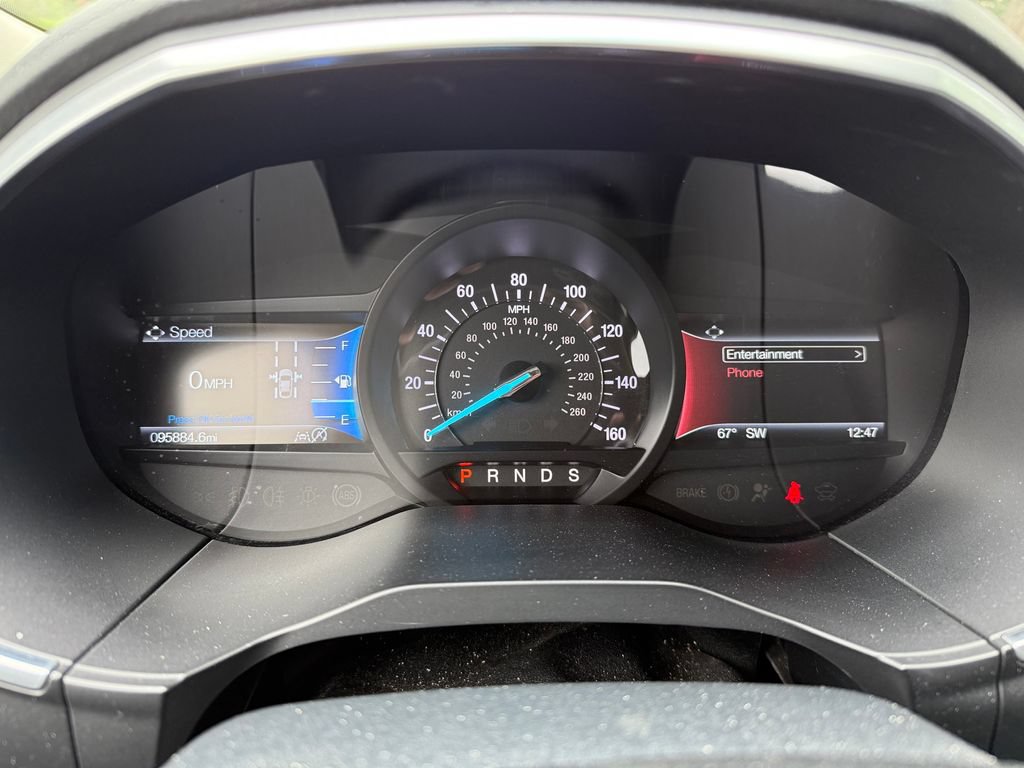 Used 2019 Ford Edge Titanium AWD/4WD image 16