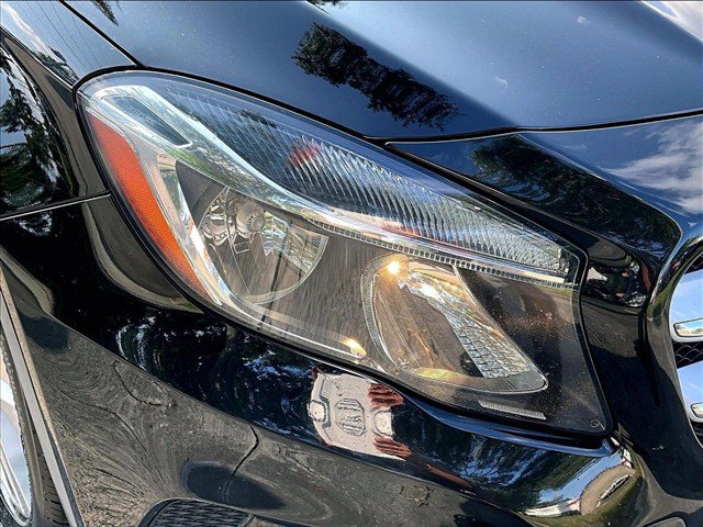 Used 2017 Mercedes-Benz GLA 250 image 28