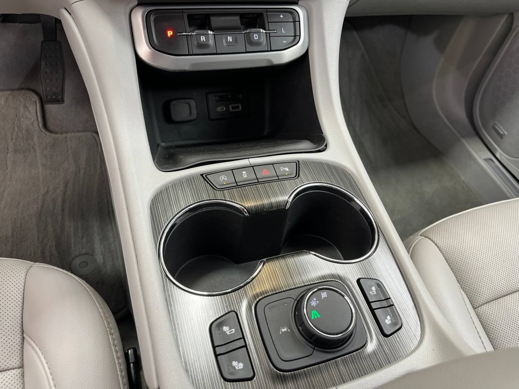 Used 2021 GMC Acadia SLT FWD image 27