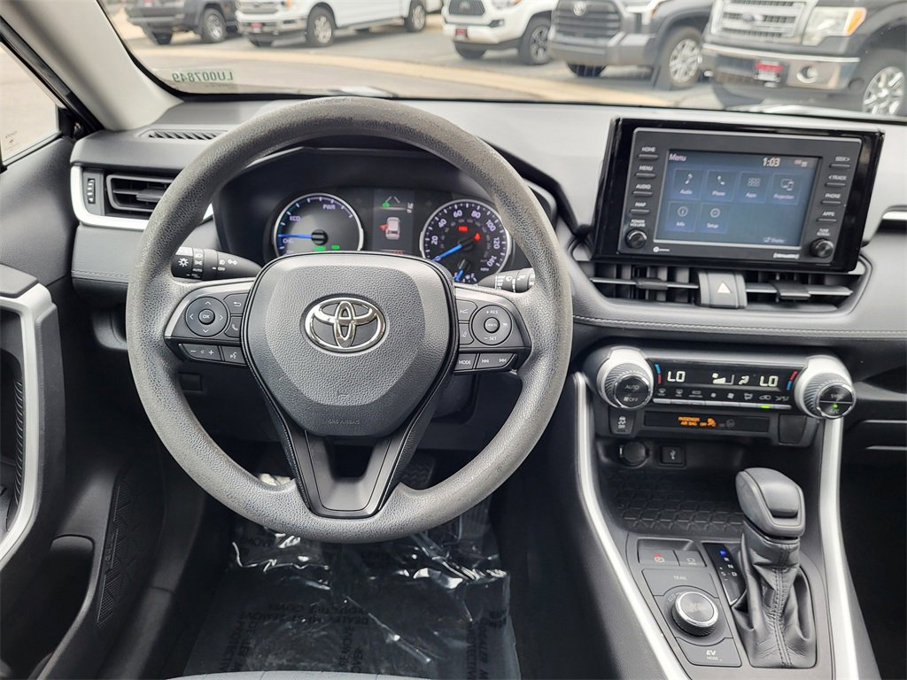 Used 2020 Toyota RAV4 XLE image 23