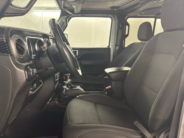 Used 2022 Jeep Gladiator Willys AWD/4WD image 15