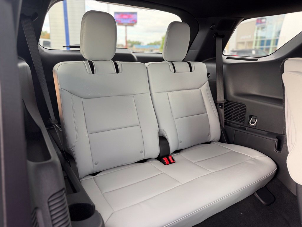 New 2027 Ford Explorer Platinum w/ LUX Leather Package AWD/4WD image 14