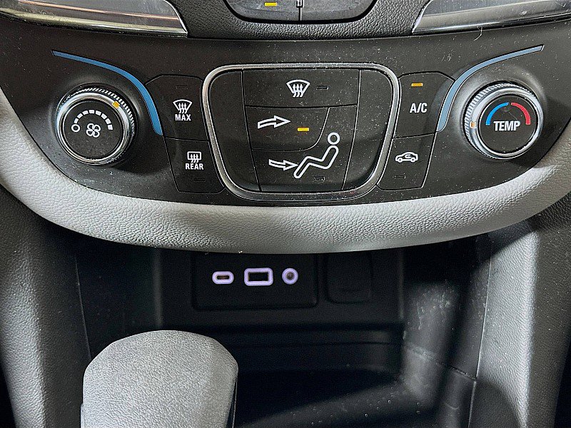 Used 2023 Chevrolet Equinox LS w/ LS Convenience Package image 16