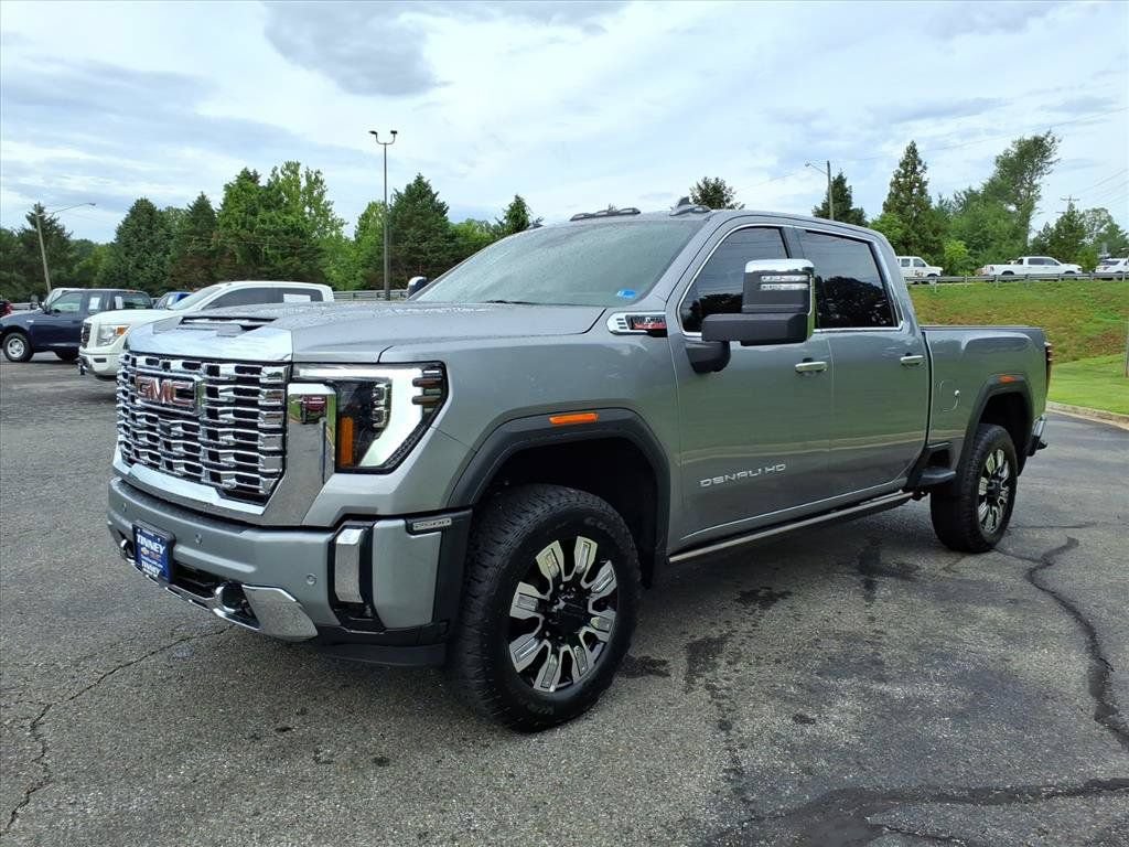 Used 2026 GMC Sierra 2500 Denali w/ Denali Reserve Package AWD/4WD image 7