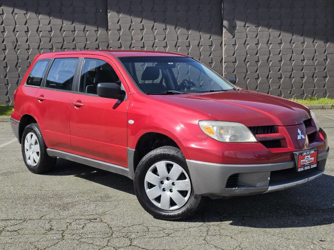 Used 2006 Mitsubishi Outlander LS image 3