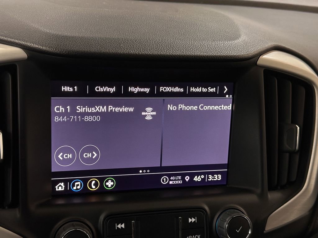 Used 2024 GMC Terrain SLT image 46