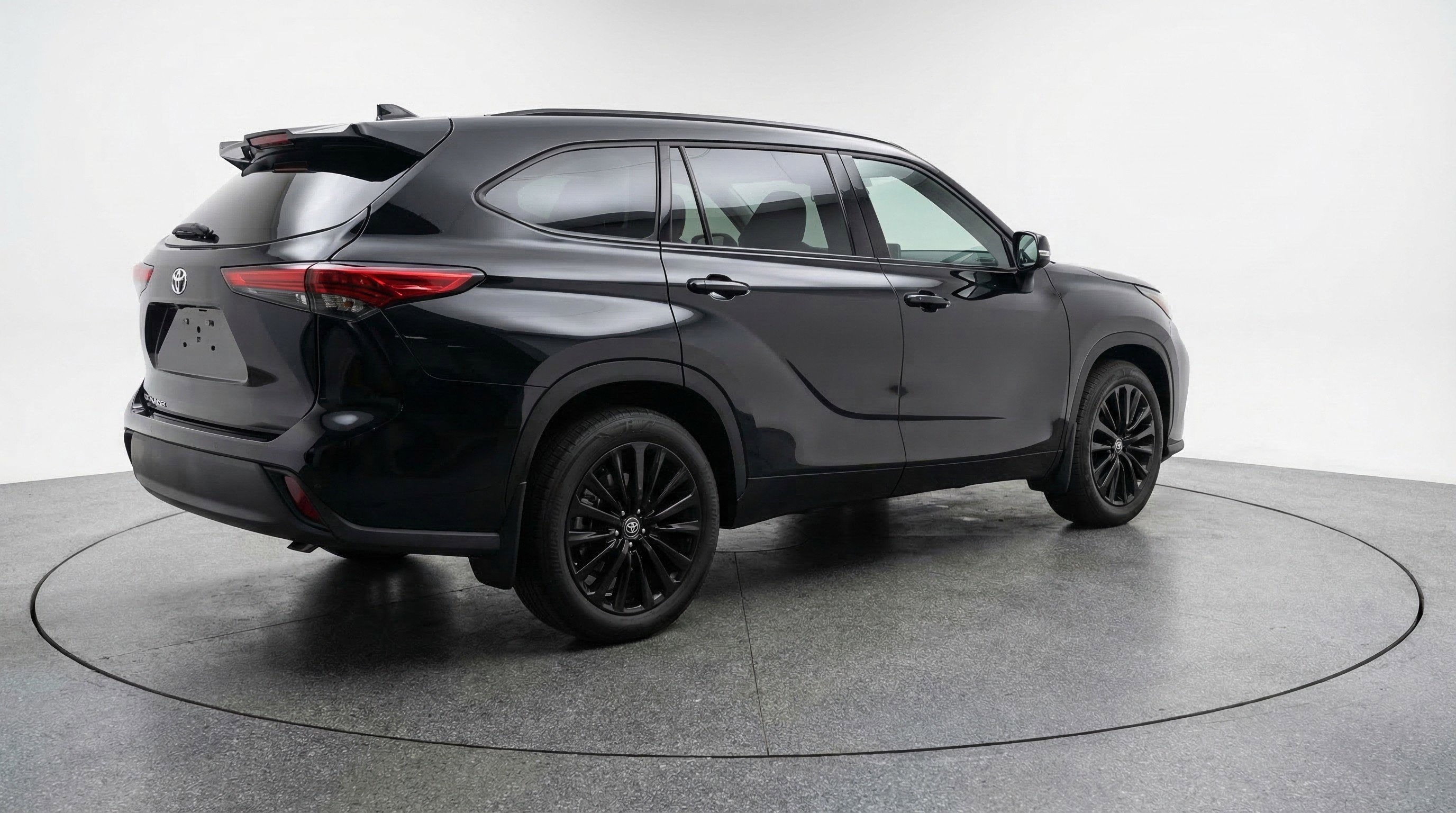 Used 2025 Toyota Highlander XSE image 9