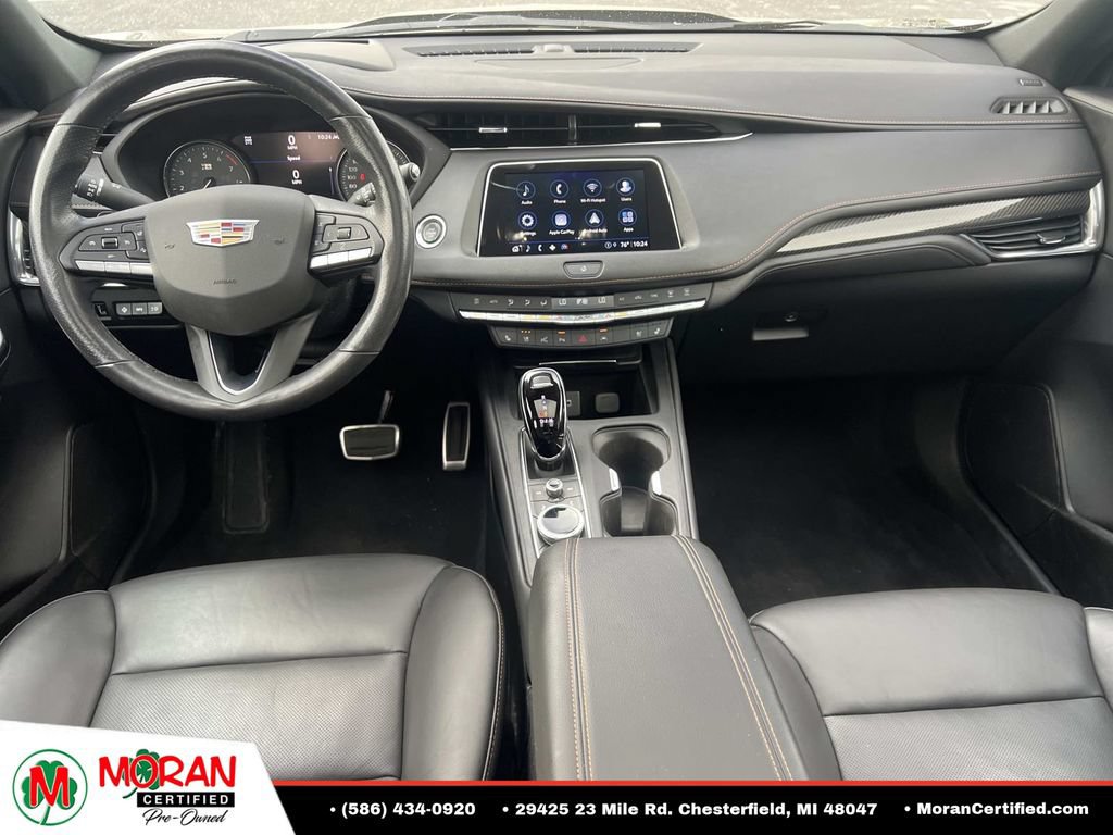 Used 2022 Cadillac XT4 Sport w/ Comfort Package AWD/4WD image 13