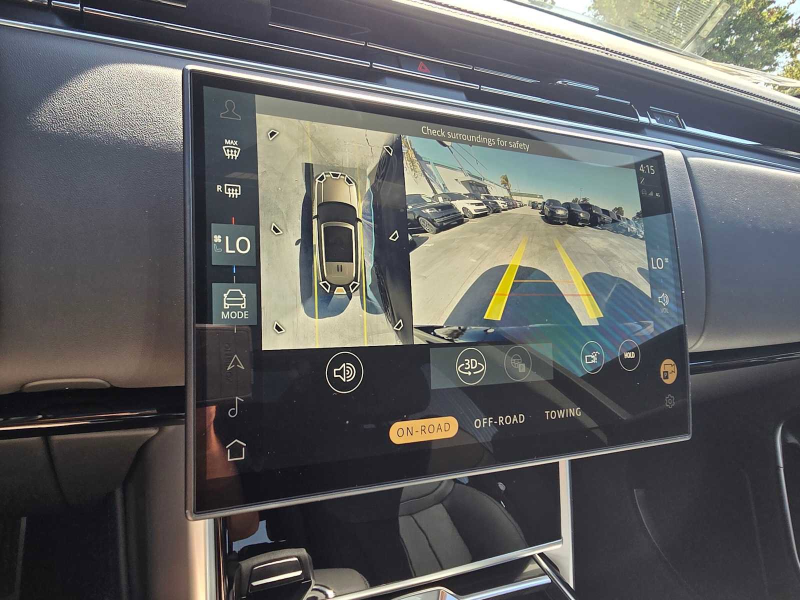 New 2025 Land Rover Range Rover SE image 30