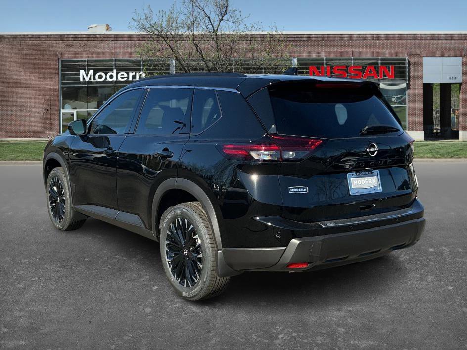 New 2026 Nissan Rogue Dark Armor image 2