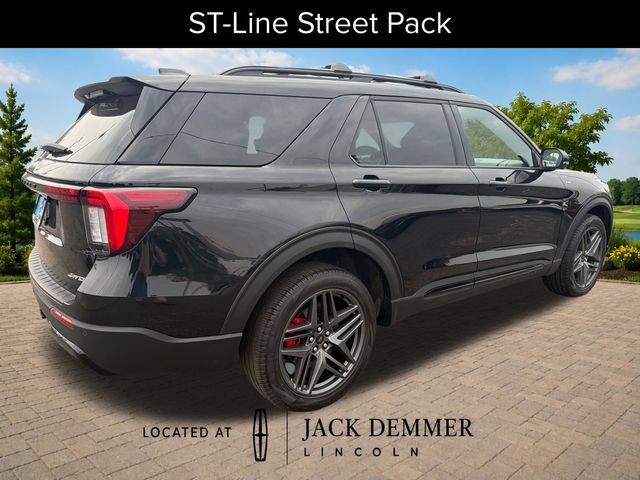 Used 2025 Ford Explorer ST-Line w/ Premium Package AWD/4WD image 7