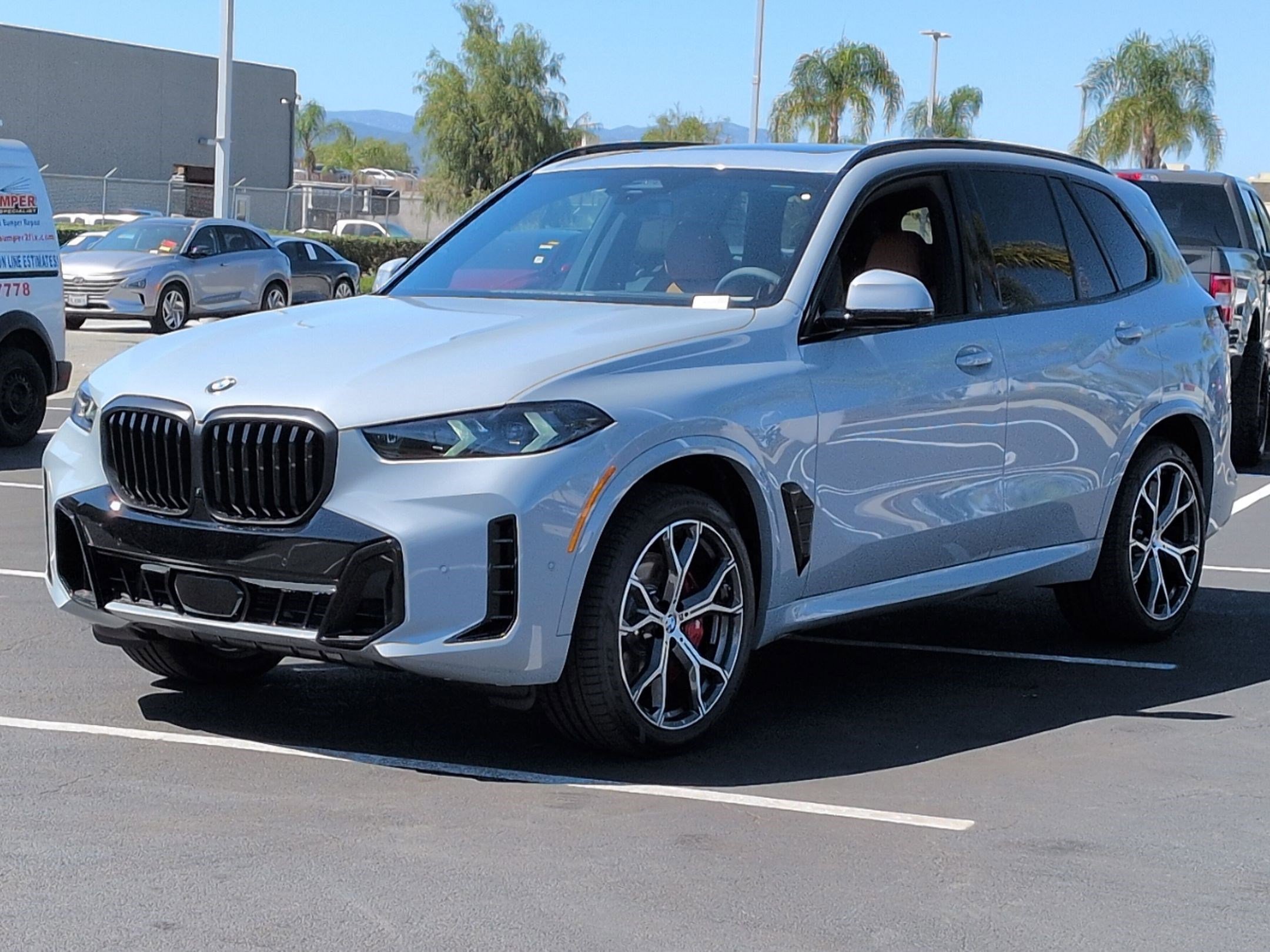 New 2026 BMW X5 xDrive40i w/ M Sport Package image 5