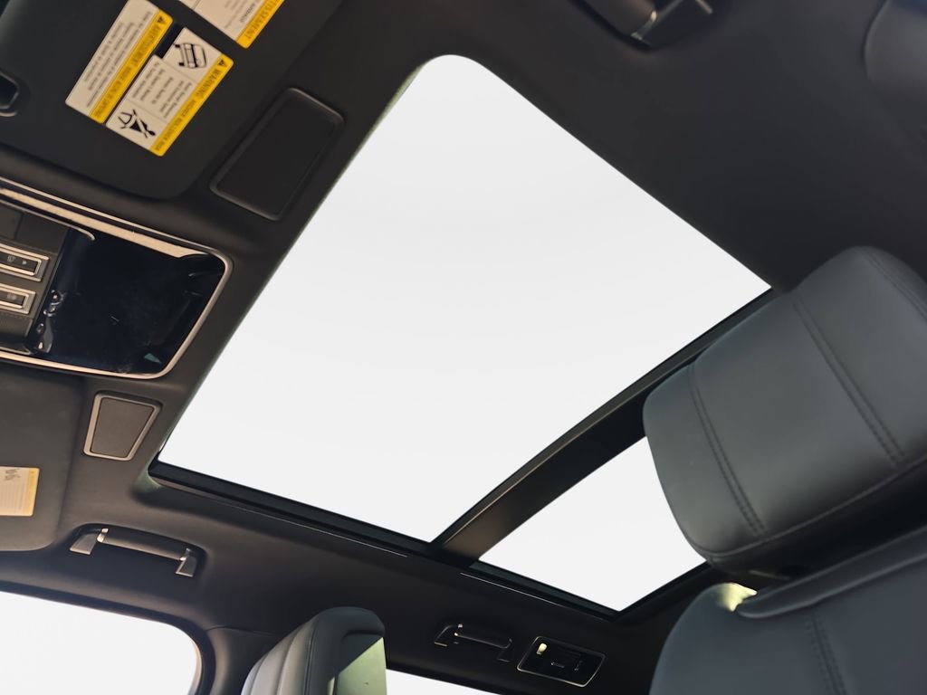 Certified 2021 Land Rover Range Rover Westminster Edition image 34