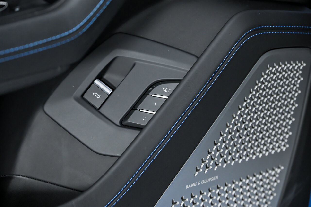 Used 2022 Lamborghini Urus image 19