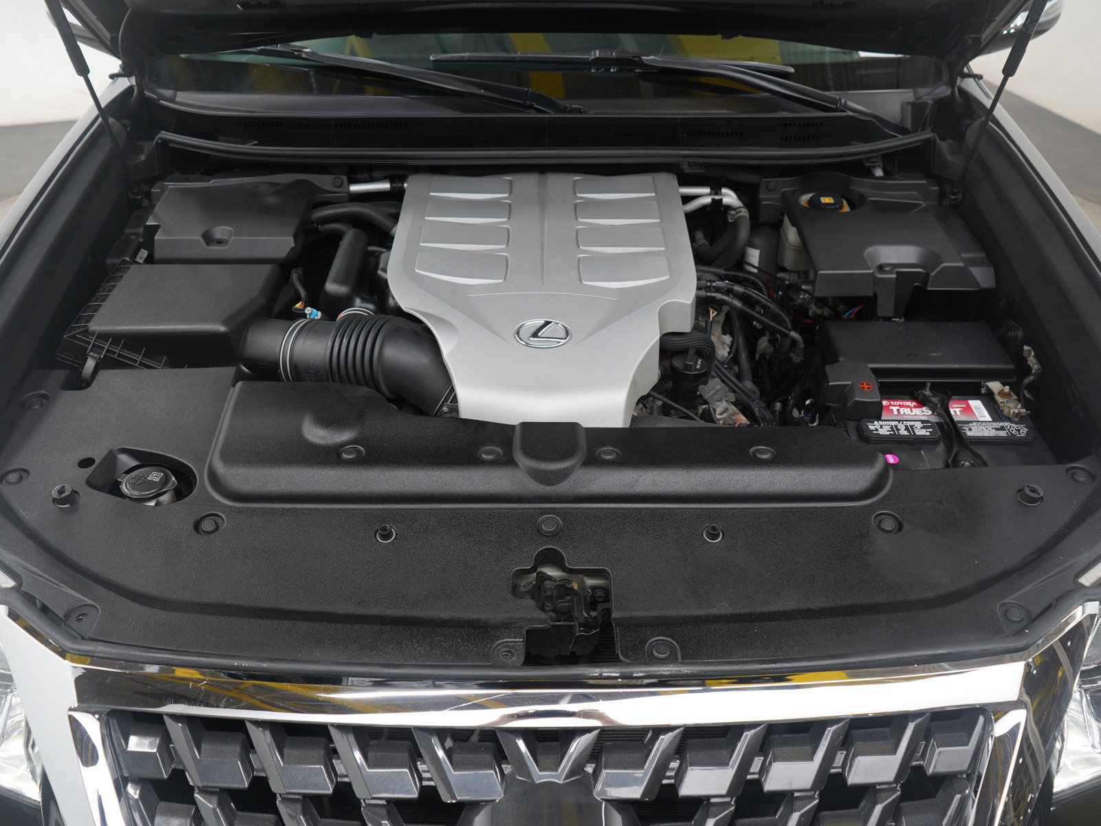 Used 2019 Lexus GX 460 image 30