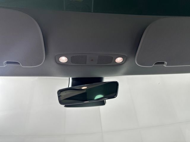 Used 2023 Tesla Model 3 Standard Range image 23