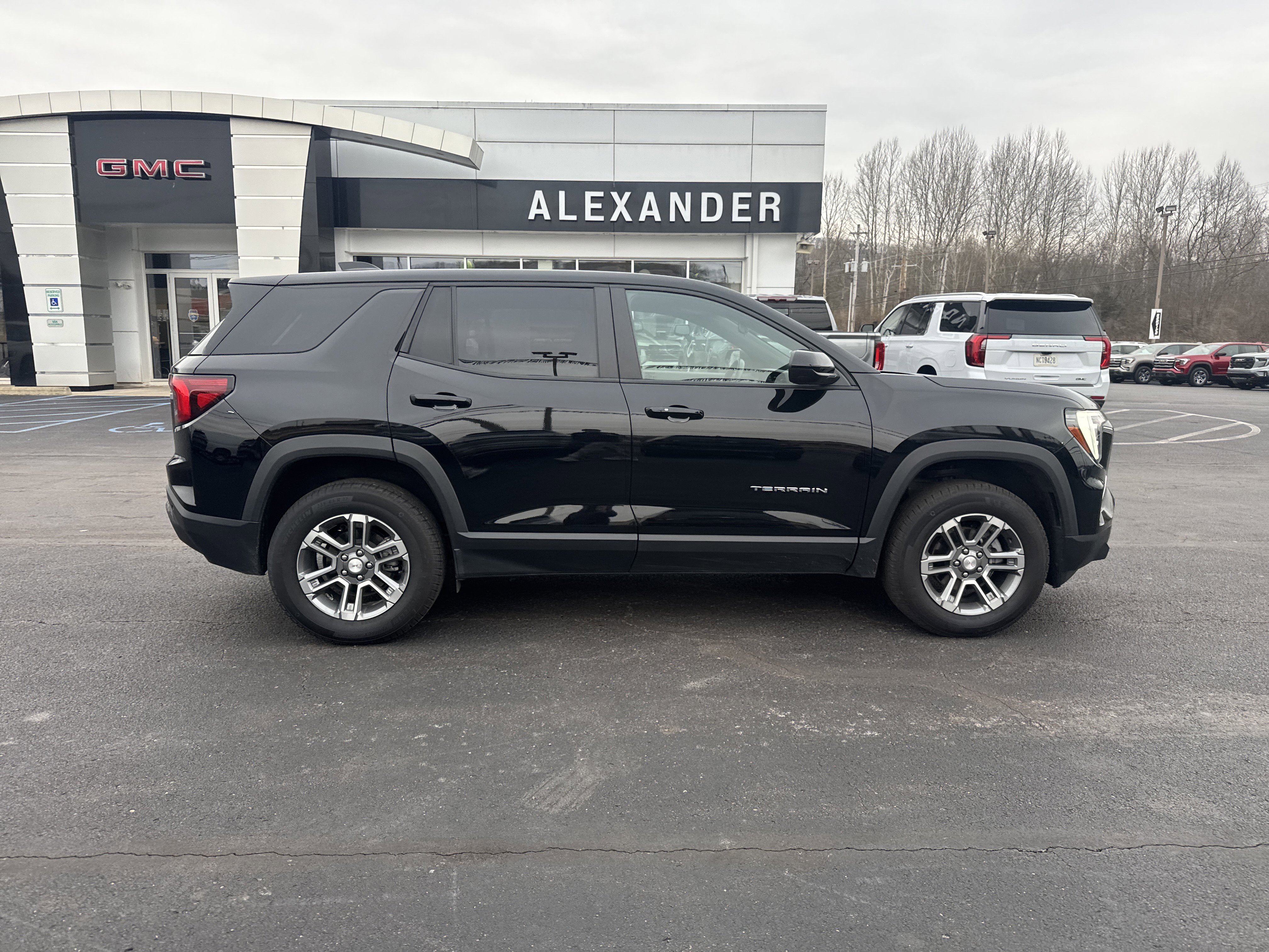 Used 2025 GMC Terrain Elevation AWD/4WD video 2